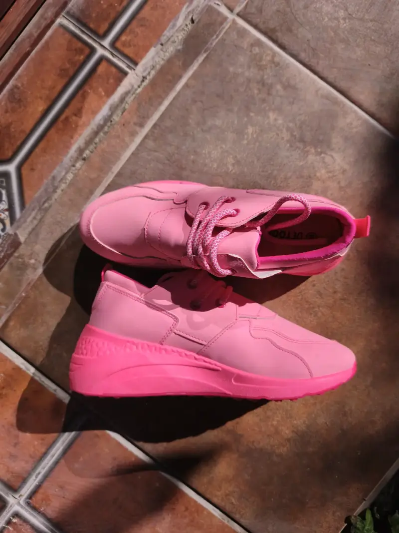 Zapatillas deportivas rosadas para mujer - 2