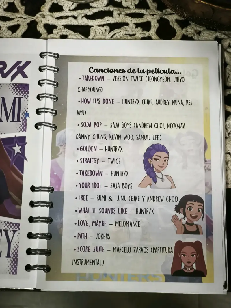 Diario de Vida Huntrix con Diseño Colorido - 3
