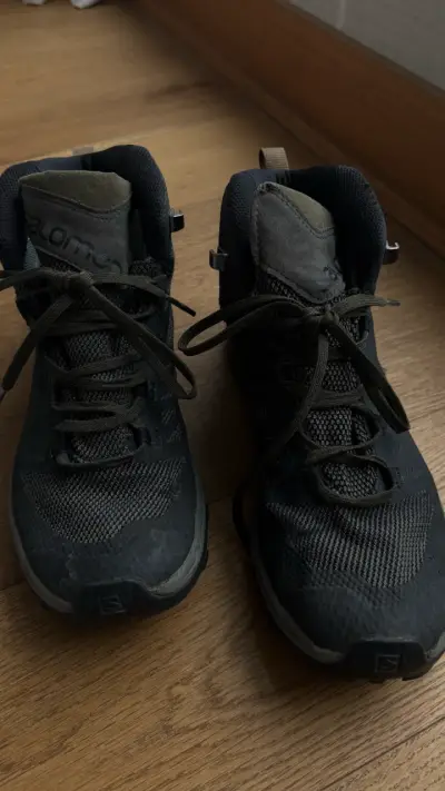 Zapatillas de trekking Salomon negras para hombre - miniatura 1