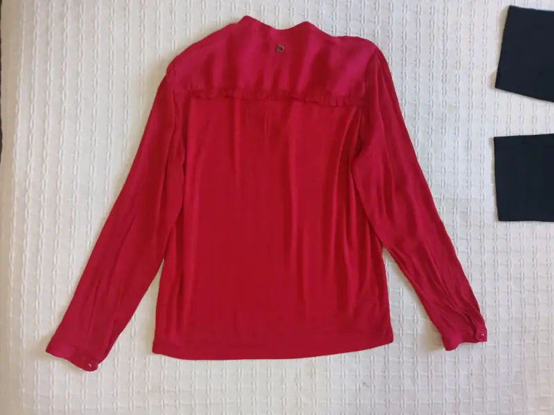 Conjunto de blusa roja y pantalón negro para mujer - 6