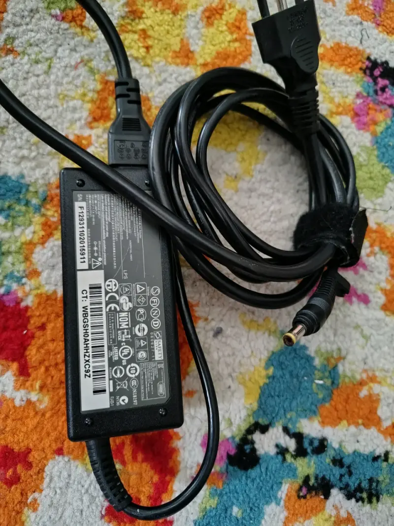 Cargador HP para laptop 65W - 3