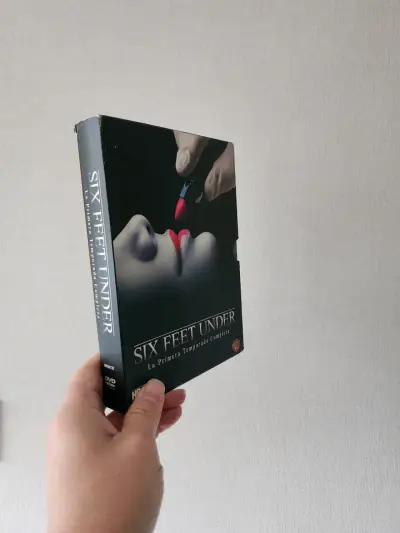 DVD Six Feet Under Temporada 1 y 2 Completa - miniatura 3