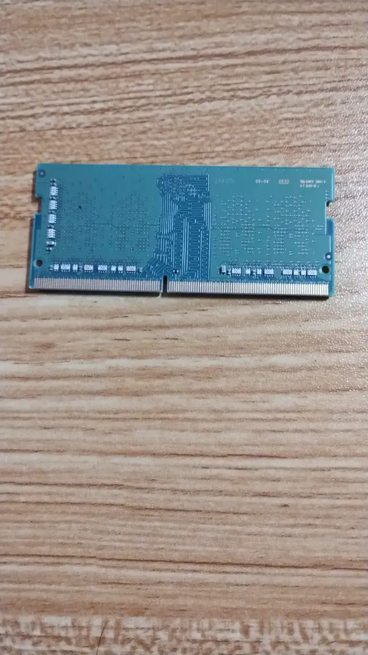 Memoria RAM Samsung 4GB DDR4 2666MHz ( Notebook) - 3