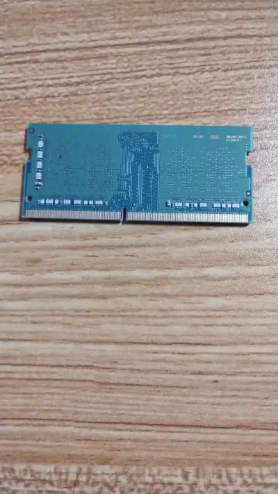 Memoria RAM Samsung 4GB DDR4 2666MHz ( Notebook) - miniatura 3