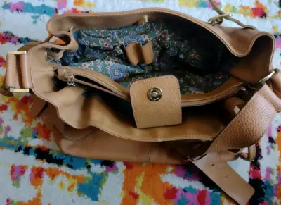 Bolso de cuero marrón con hebillas - miniatura 3