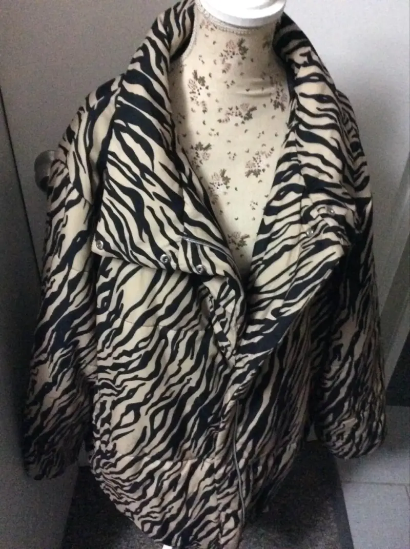 Chaqueta de invierno con estampado animal print - 3