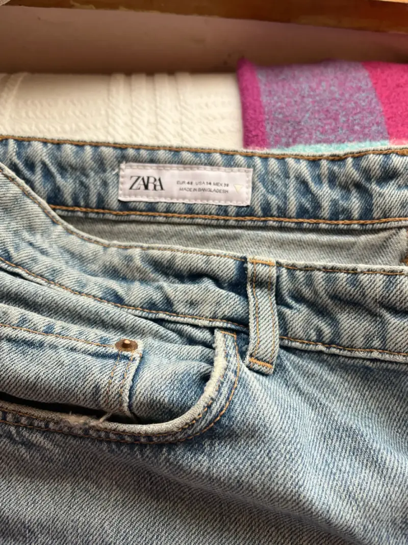 Jeans Zara de mezclilla talla 46 - 1