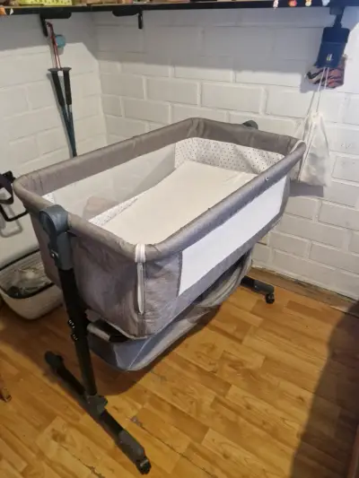 Cuna colecho Huvi gris con almacenamiento - miniatura 3