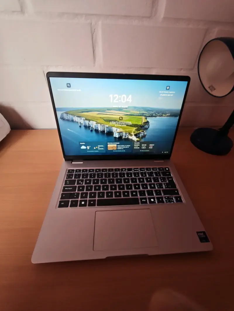 Notebook Dell Pro 14PC14250 - 1