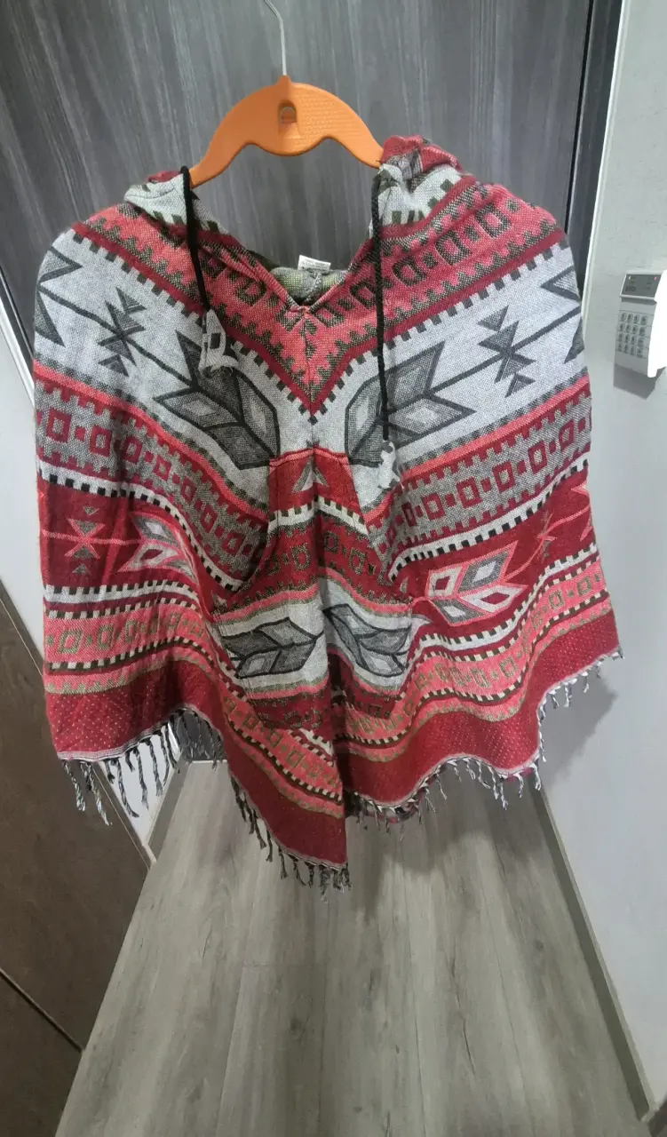 Poncho étnico