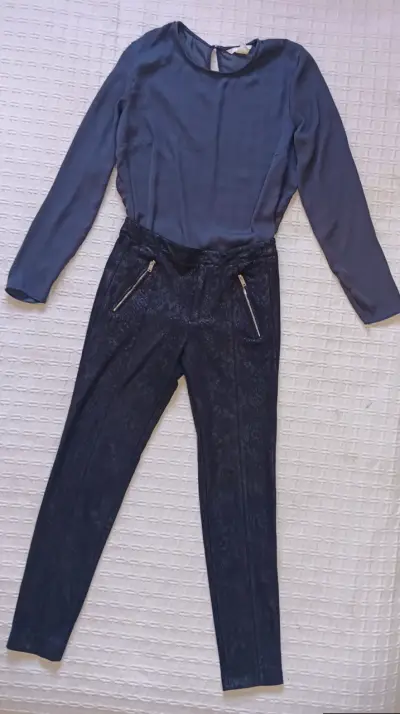 Conjunto blusa HyM más Pantalón Zara - miniatura 1