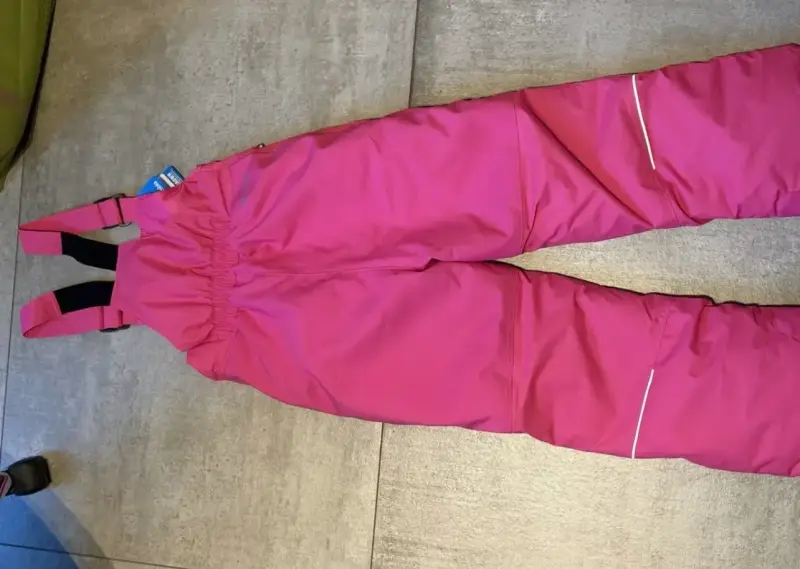 Pantalones de nieve para niños color rosa