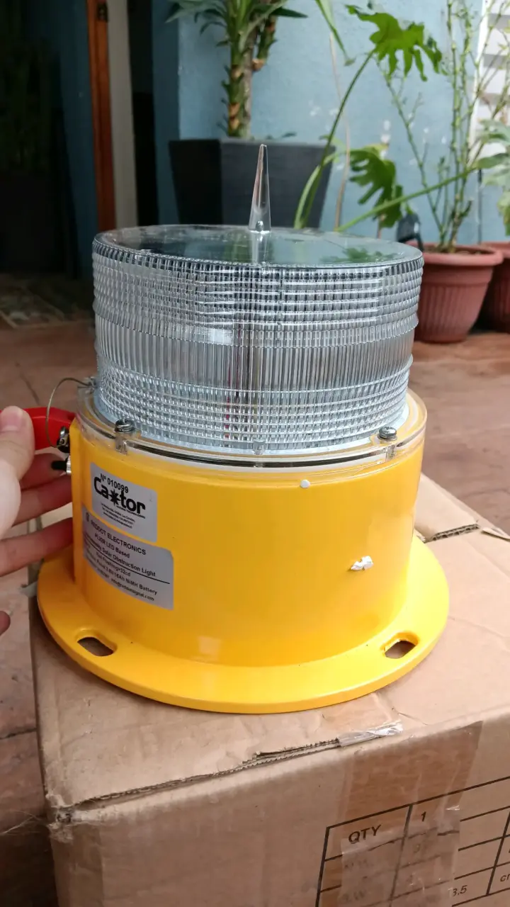 Luz de Obstrucción Solar para Aviación (baliza) - 2