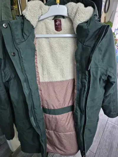 Parka Haka Honu con forro polar para mujer - miniatura 1