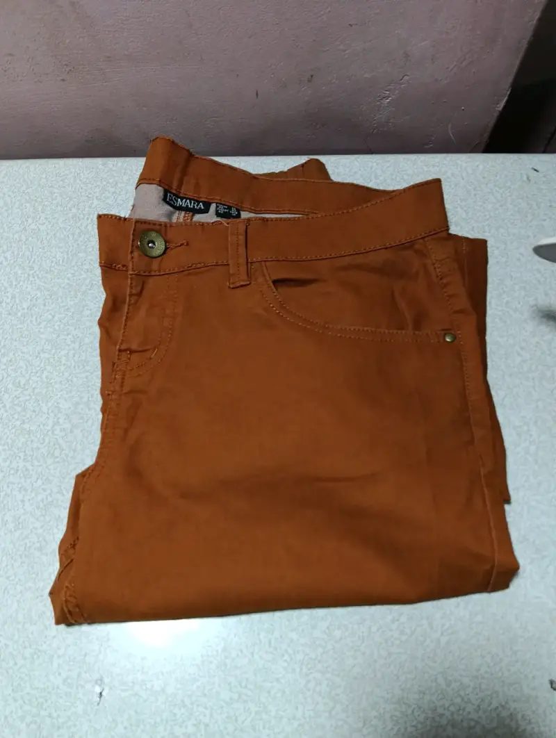 Pantalones Esmara color marrón para mujer