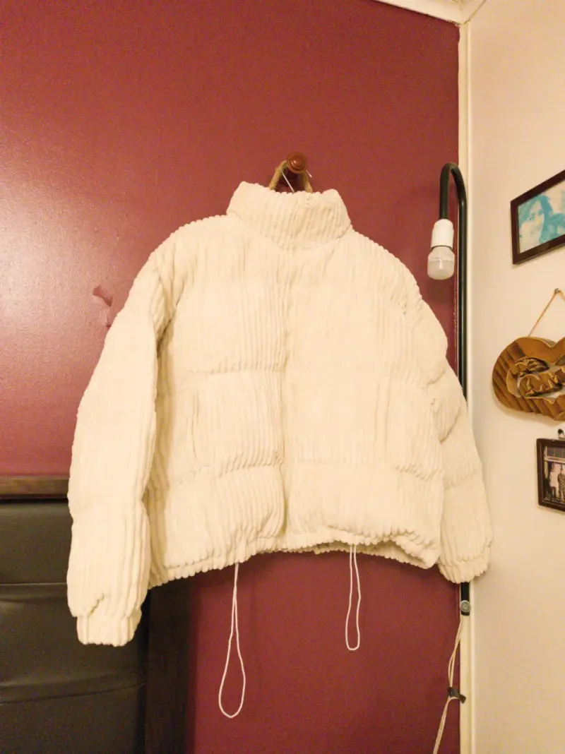 Chaqueta acolchada beige de pana para mujer - 2