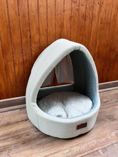 Cama para mascotas tipo iglú - miniatura 2