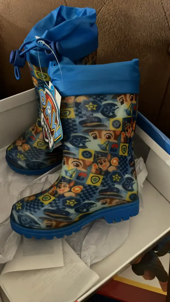 Botas de lluvia infantiles con diseño animado - 4