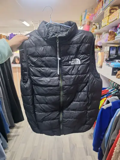 Chaleco sin mangas The North Face burdeos - miniatura 4