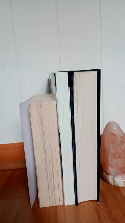 Lote de libros de misterio y suspenso - miniatura 4
