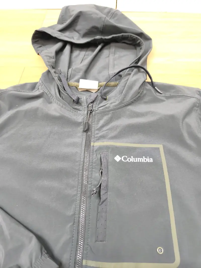 Chaqueta impermeable Columbia con capucha - 4