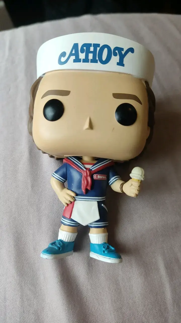 Figura Funko Pop Steve Ahoy Stranger Things - 1