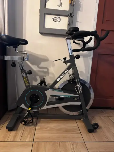 Bicicleta estática Bianchi SP-1900 para ejercicio - miniatura 1
