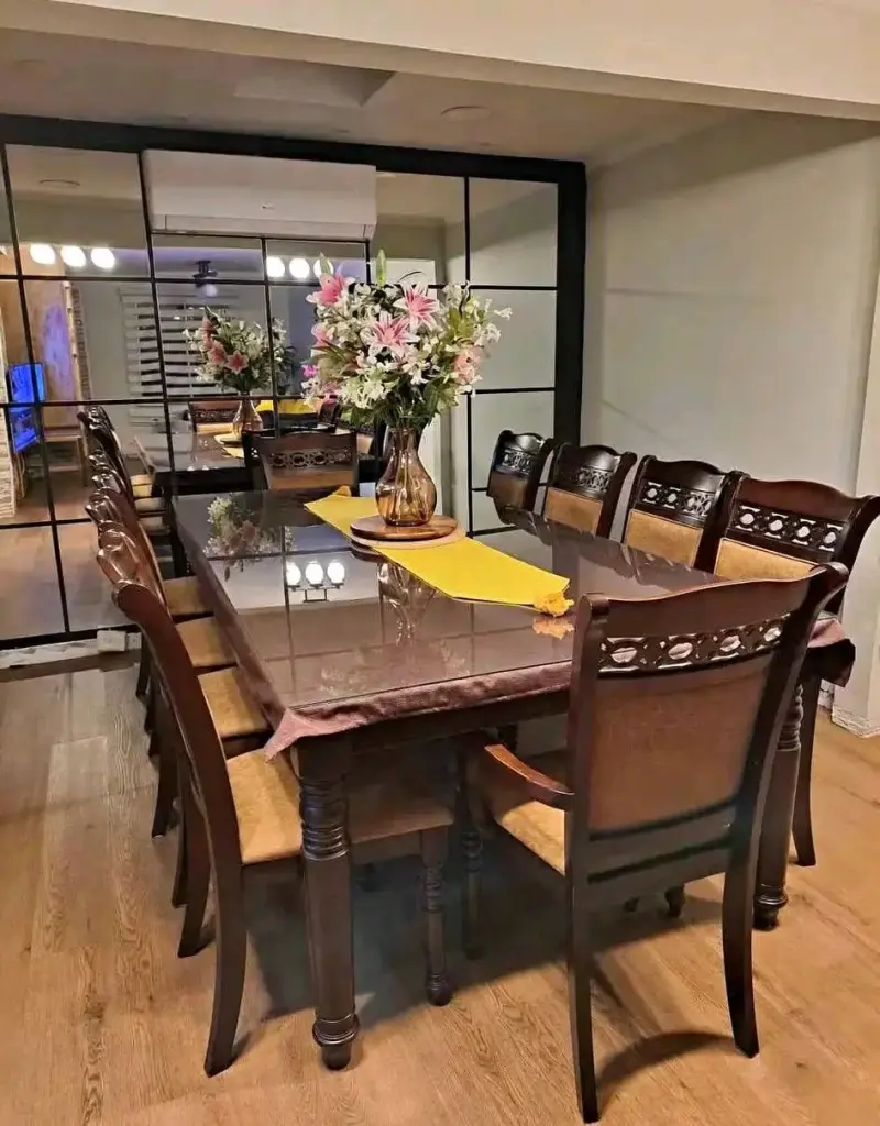 Juego de comedor de madera para 8 personas - 1