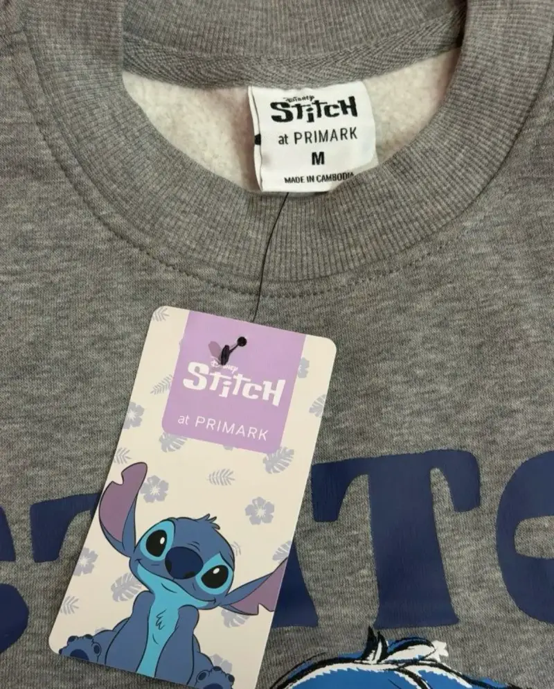 Poleron gris con diseño de Stitch - 4