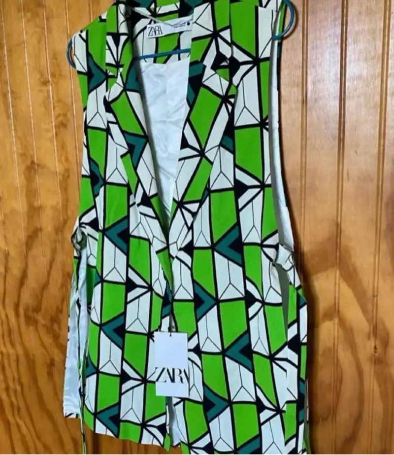 Chaleco sin mangas estampado geométrico Zara - 2