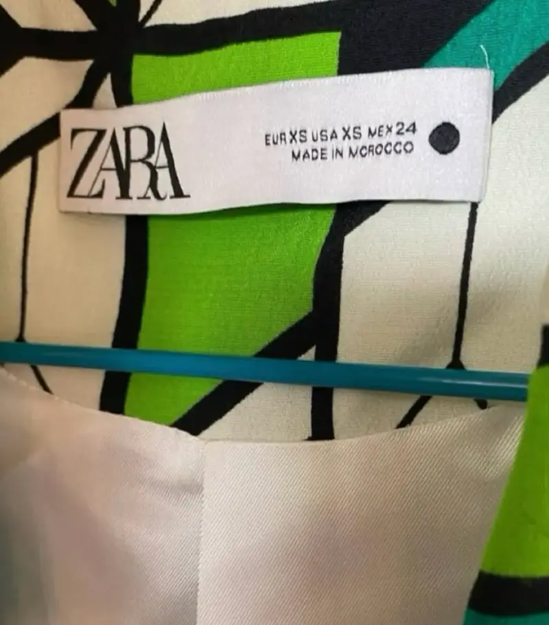 Chaleco sin mangas estampado geométrico Zara - 3