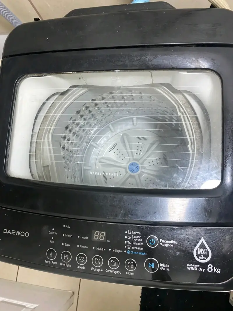 Lavadora Daewoo 8kg con Smart Wash - 1