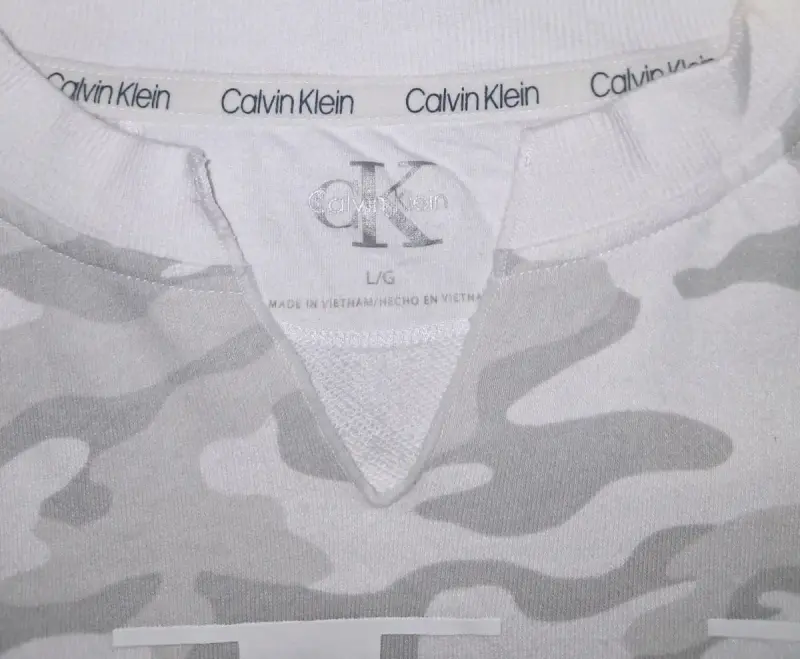 Polerón camuflado Calvin Klein gris - 3