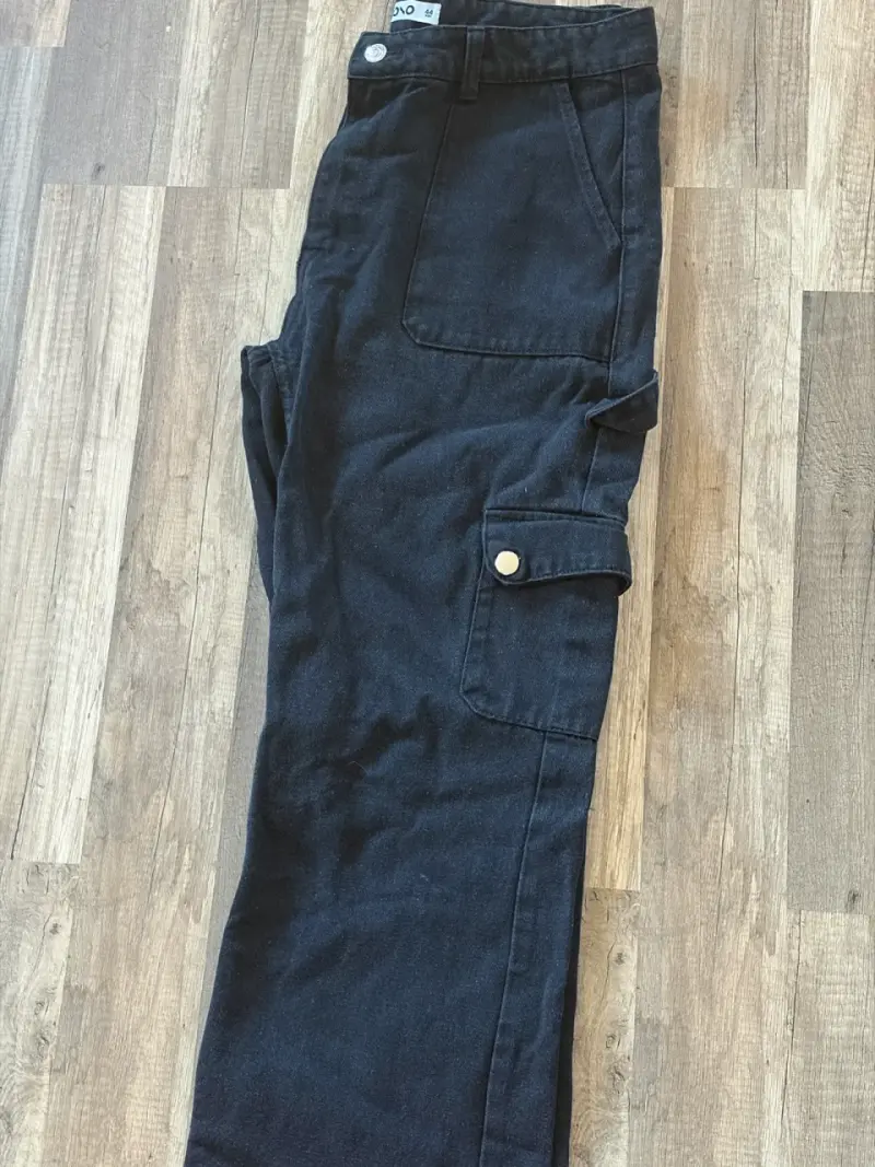 Pantalones cargo negros talla 44 - 2