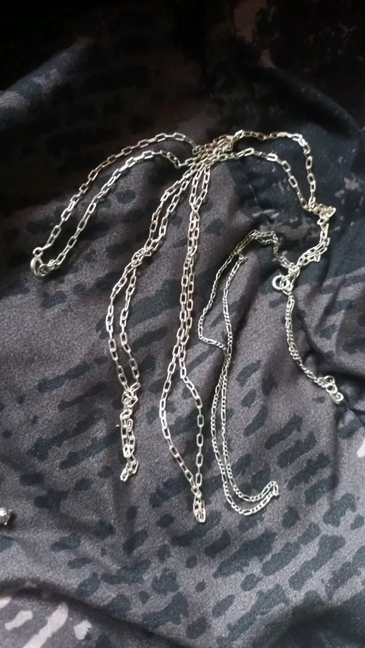 3 Cadenas de plata para colgante elegante