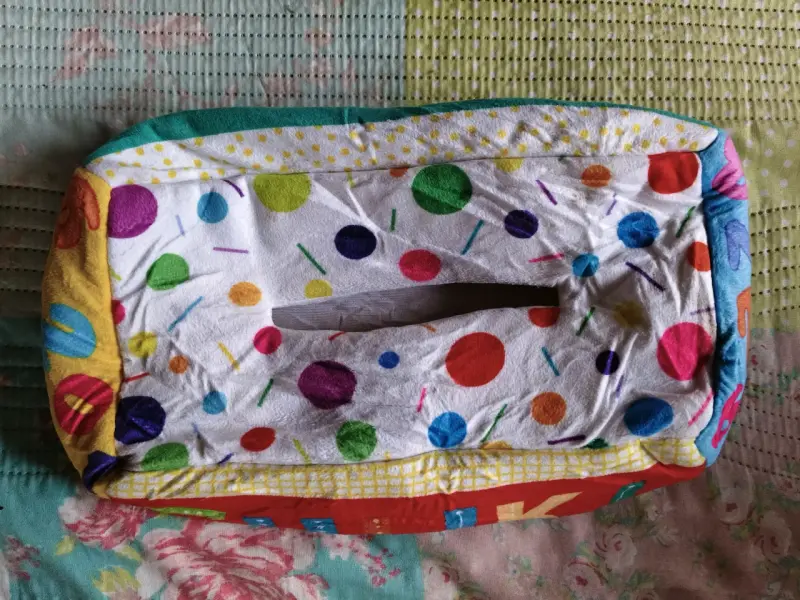 Caja sensorial colorida para bebé - 1
