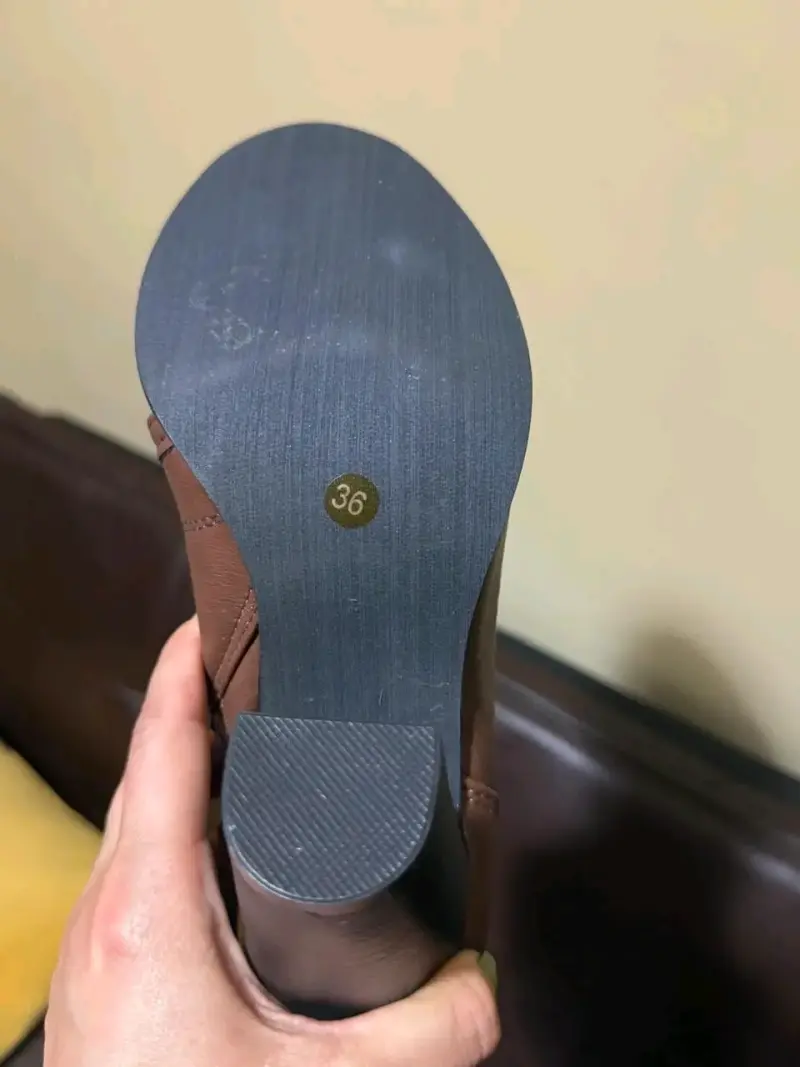 Botines de cuero marrón con forro de lana - 2