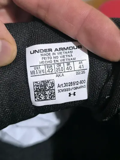 Zapatillas deportivas Under Armour rojas y negras - miniatura 4