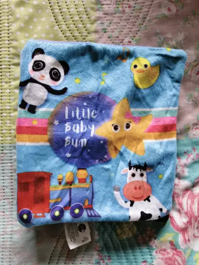 Libro de tela para bebé con colores y texturas - miniatura 6