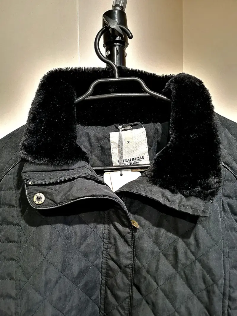 Chaquta Mujer Acolchado Negro Nueva XL - 4