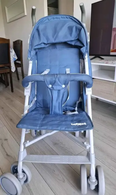 Coche de paseo Bebesit azul plegable - miniatura 1