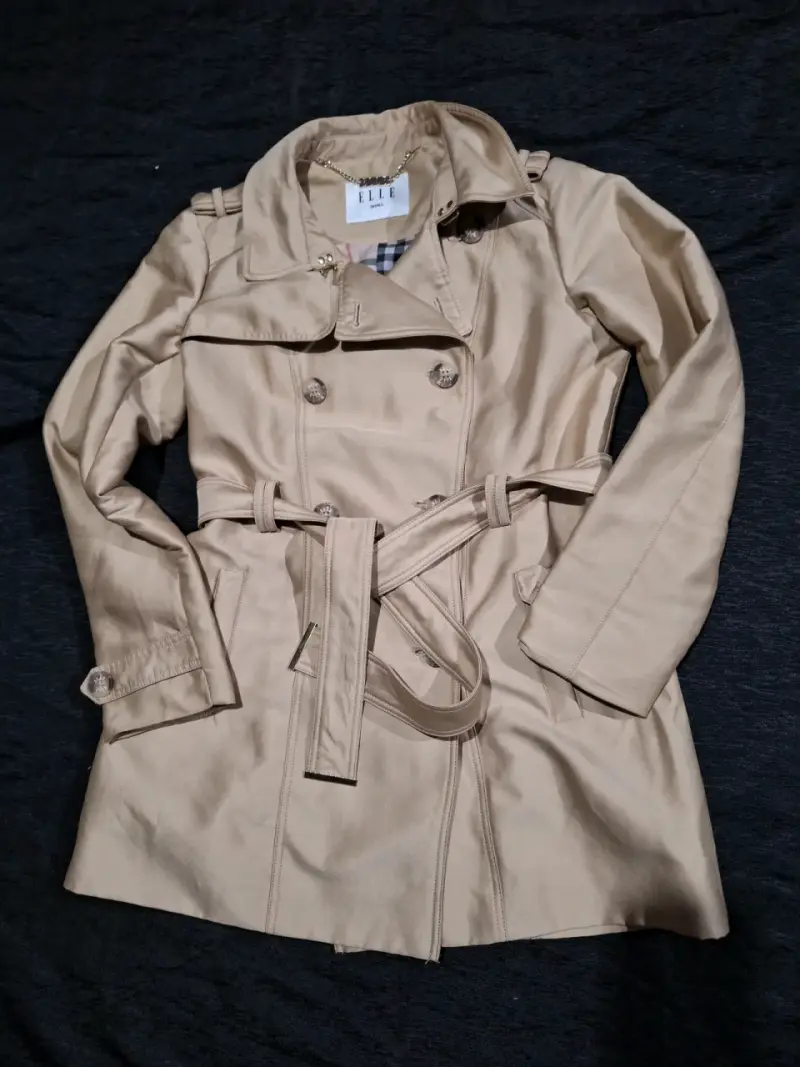 Trench marca ELLE con cinturón - 1