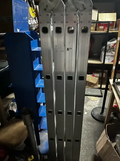 Escalera Multipropósito de Aluminio Articulada - miniatura 5