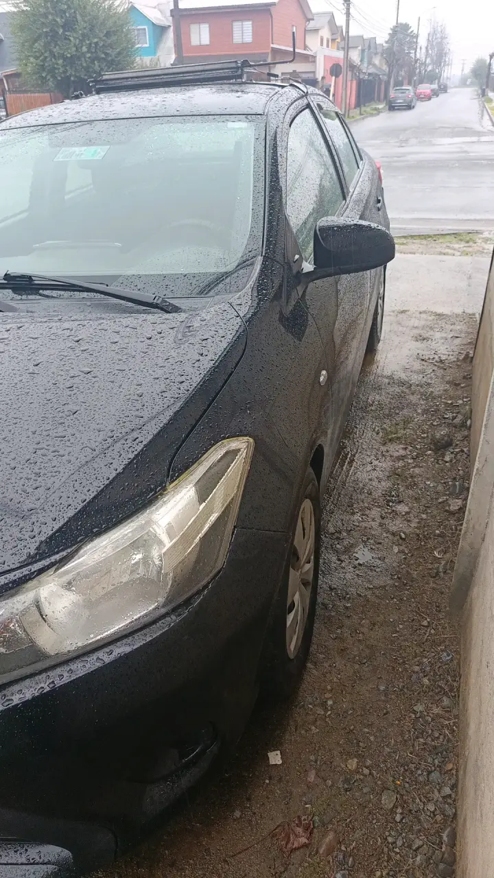 Colectivo taxi Toyota Yaris 2016 - 3
