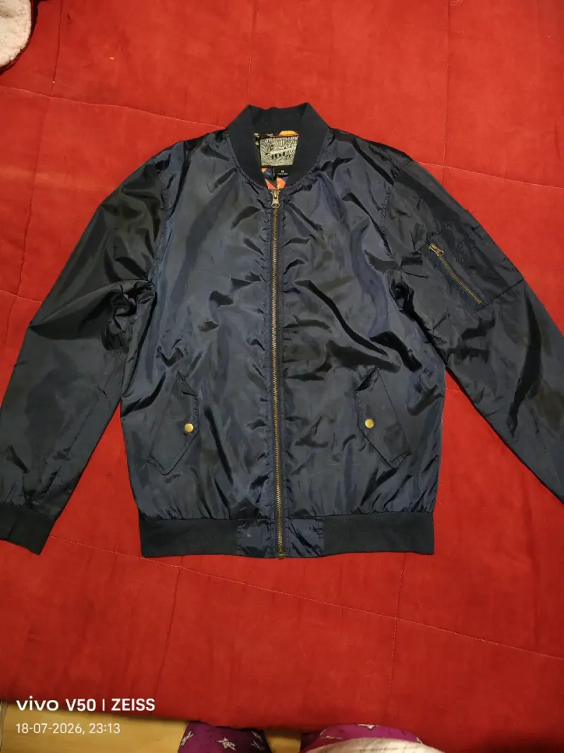 Chaqueta bomber azul para hombre cortavientos