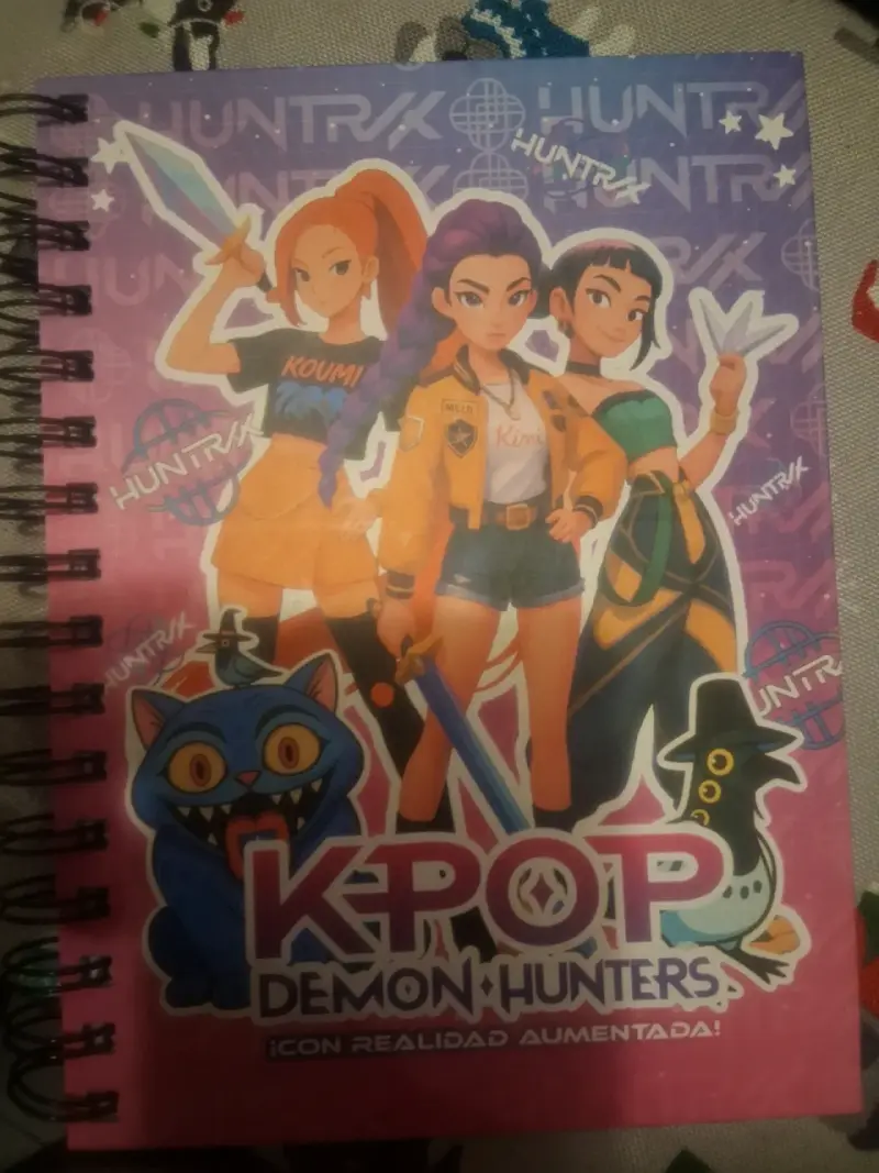 Cuaderno espiral K-Pop Demon Hunters con realidad aumentada - 1