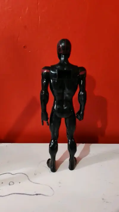 Figura de Spider-Man miles morales - miniatura 3