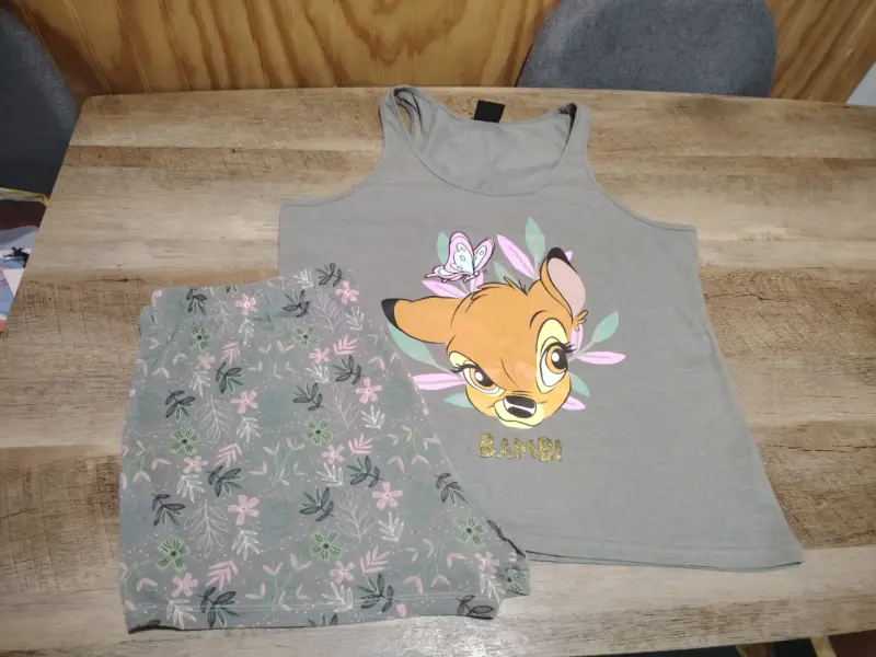 Pijama infantil Bambi gris con estampado floral L
