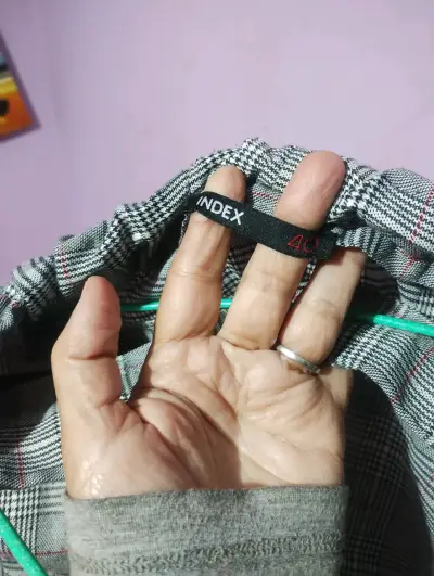 Falda a cuadros gris marca Index talla 40 - miniatura 1