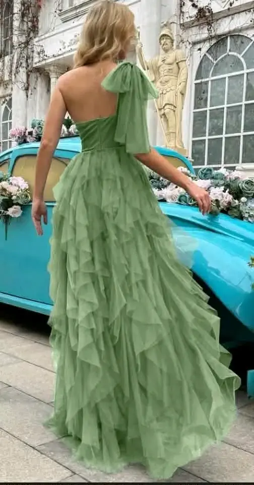 Vestido largo de fiesta verde menta con volantes - 2